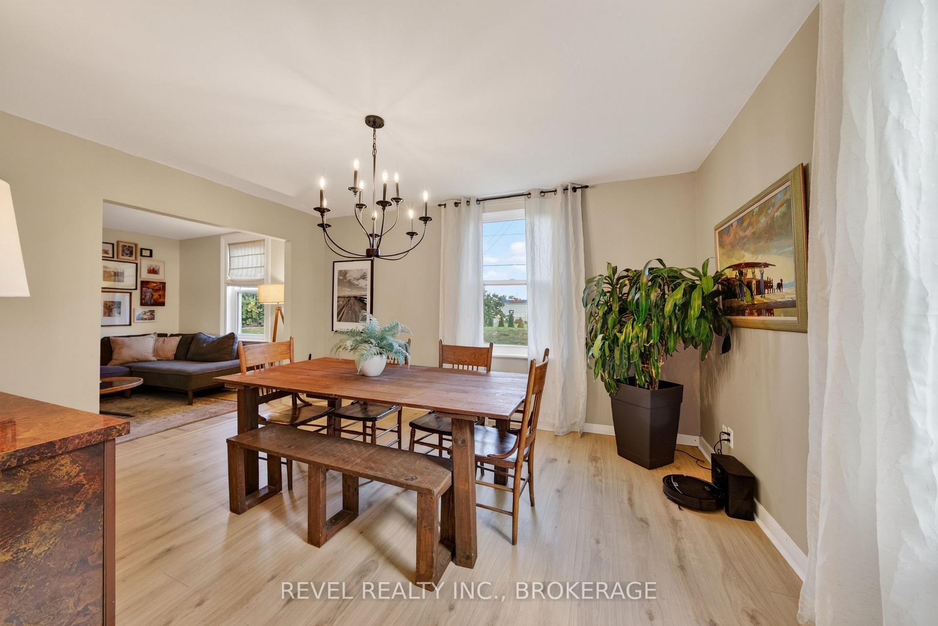 Photo 6 of 637 Collins Bay Road, Kingston, South of Taylor-Kidd Blvd — HOMEH