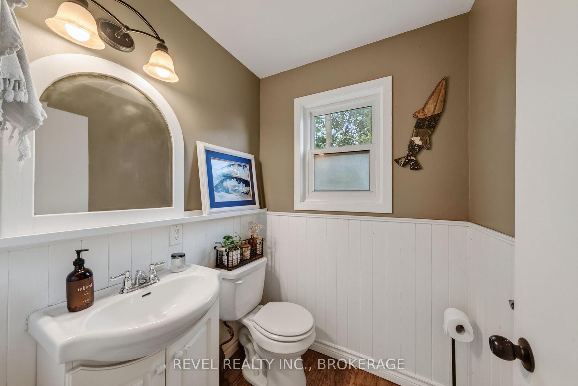 Photo 14 of 637 Collins Bay Road, Kingston, South of Taylor-Kidd Blvd — HOMEH