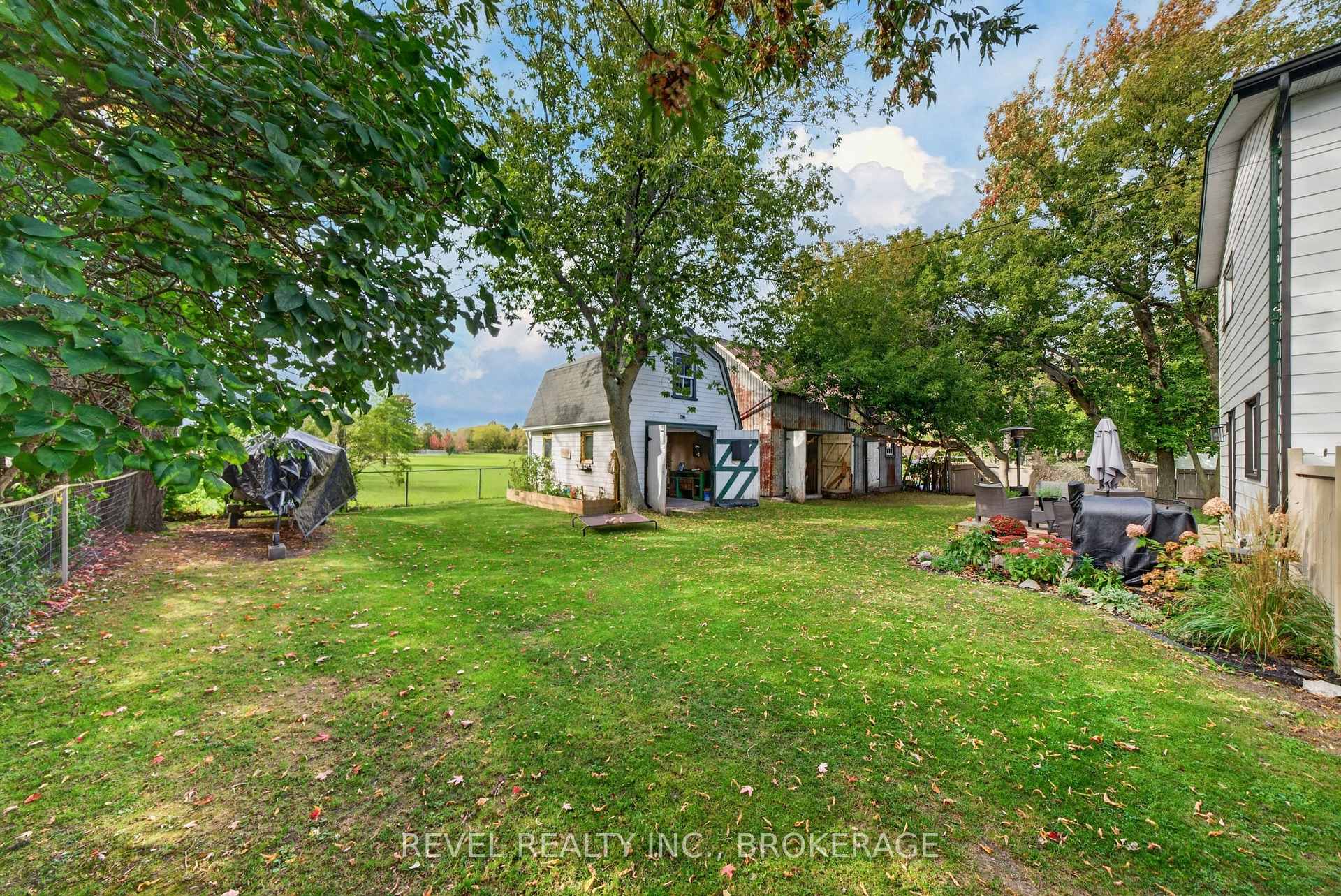 Photo 42 of 637 Collins Bay Road, Kingston, South of Taylor-Kidd Blvd — HOMEH