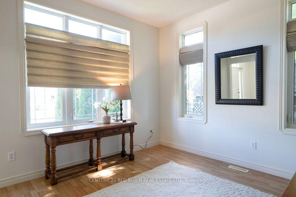 Photo 17 of 516 Harris Circle, Strathroy-Caradoc, NE — HOMEH