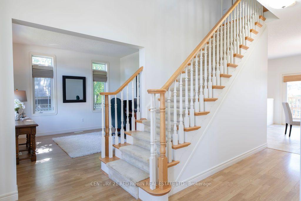 Photo 19 of 516 Harris Circle, Strathroy-Caradoc, NE — HOMEH