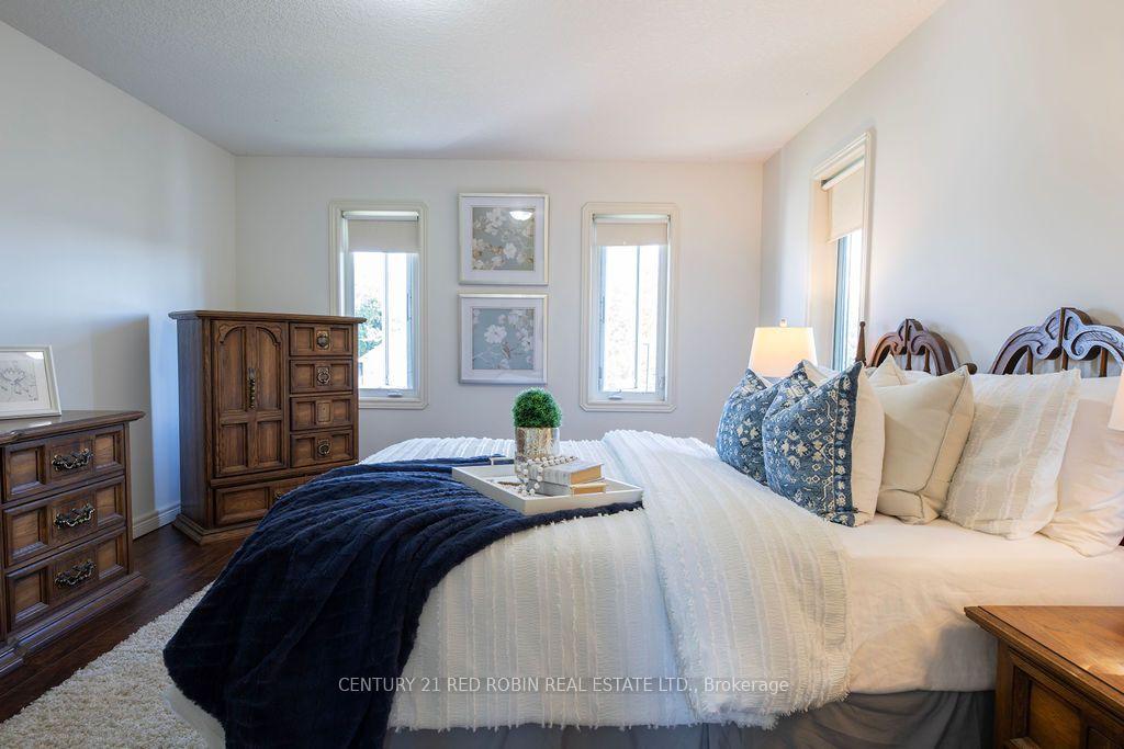 Photo 21 of 516 Harris Circle, Strathroy-Caradoc, NE — HOMEH