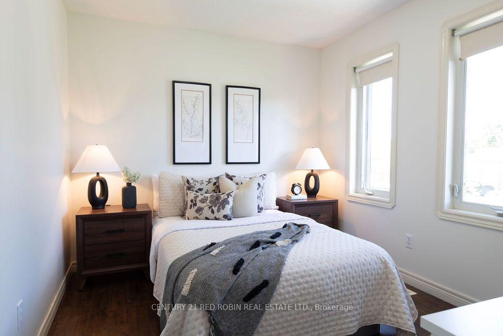 Photo 31 of 516 Harris Circle, Strathroy-Caradoc, NE — HOMEH