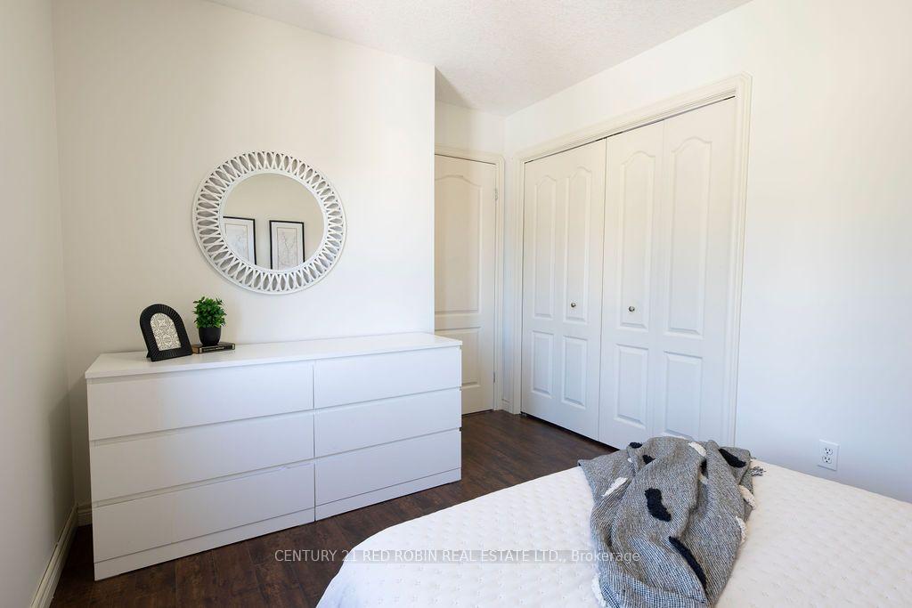Photo 33 of 516 Harris Circle, Strathroy-Caradoc, NE — HOMEH