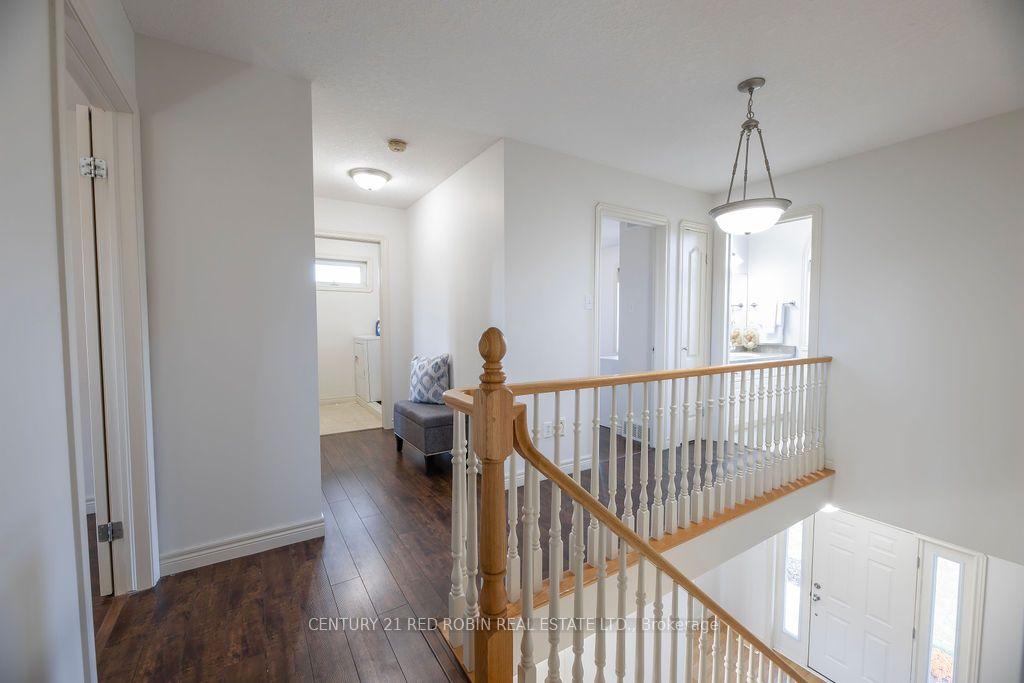Photo 37 of 516 Harris Circle, Strathroy-Caradoc, NE — HOMEH