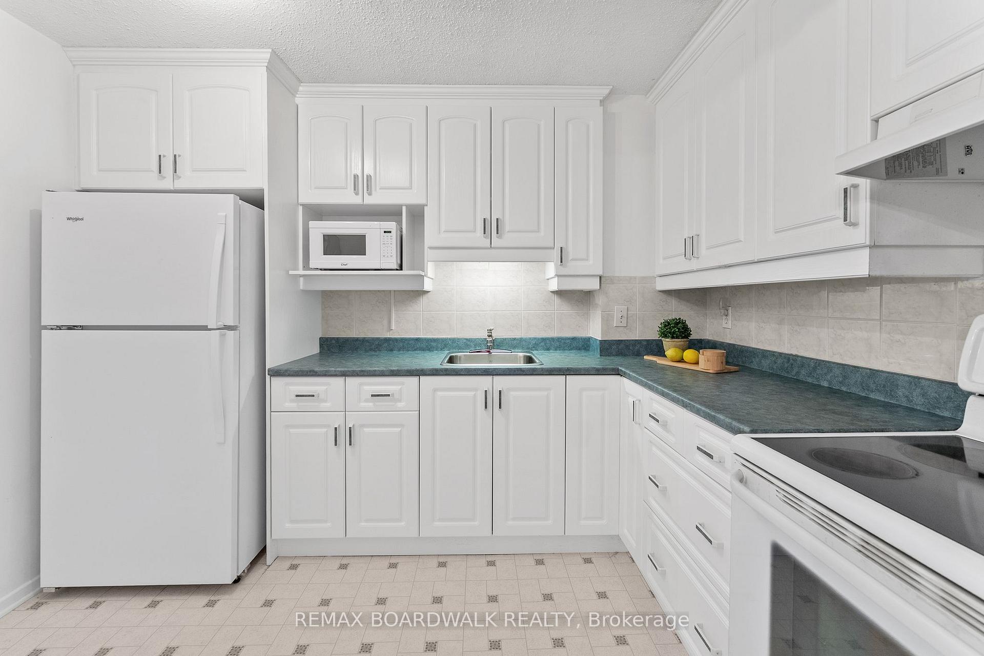 Photo 14 of Unit 503, 1599 Lassiter Terrace, Ottawa, Beaconwood — HOMEH