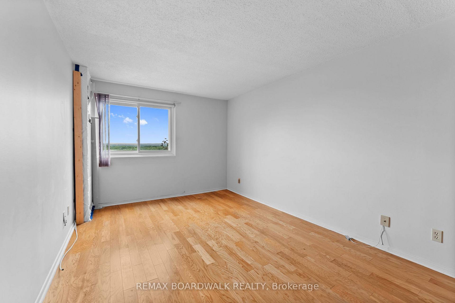 Photo 17 of Unit 503, 1599 Lassiter Terrace, Ottawa, Beaconwood — HOMEH