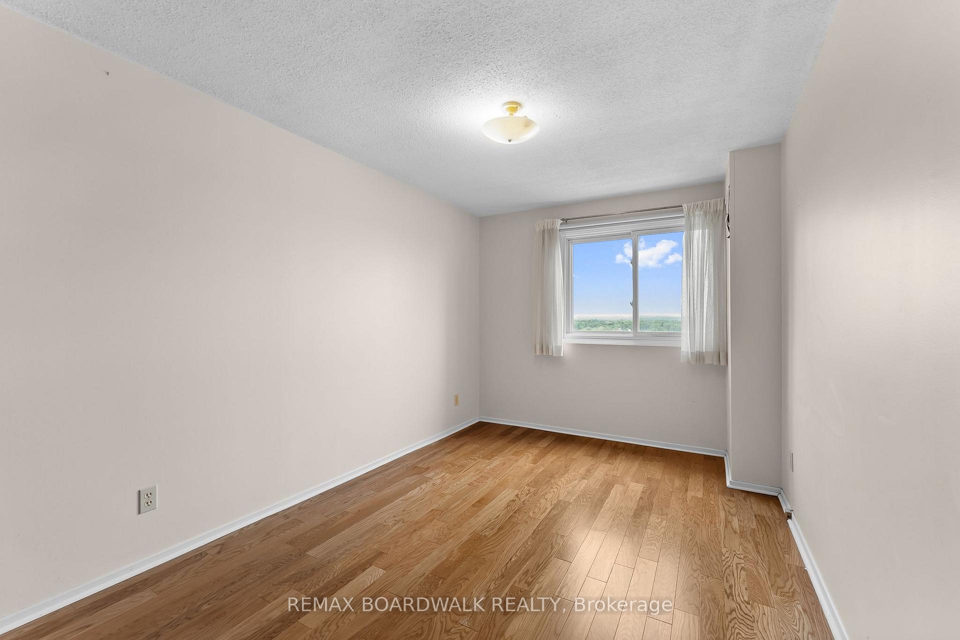 Photo 19 of Unit 503, 1599 Lassiter Terrace, Ottawa, Beaconwood — HOMEH