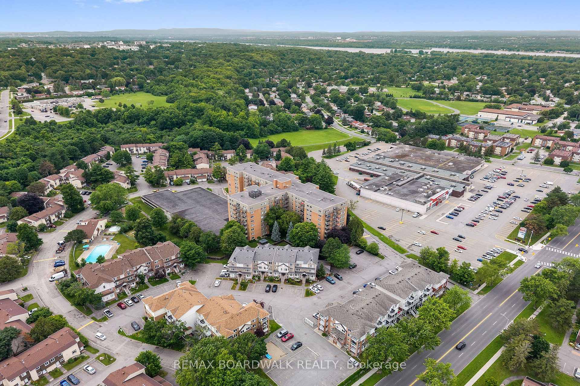 Photo 41 of Unit 503, 1599 Lassiter Terrace, Ottawa, Beaconwood — HOMEH