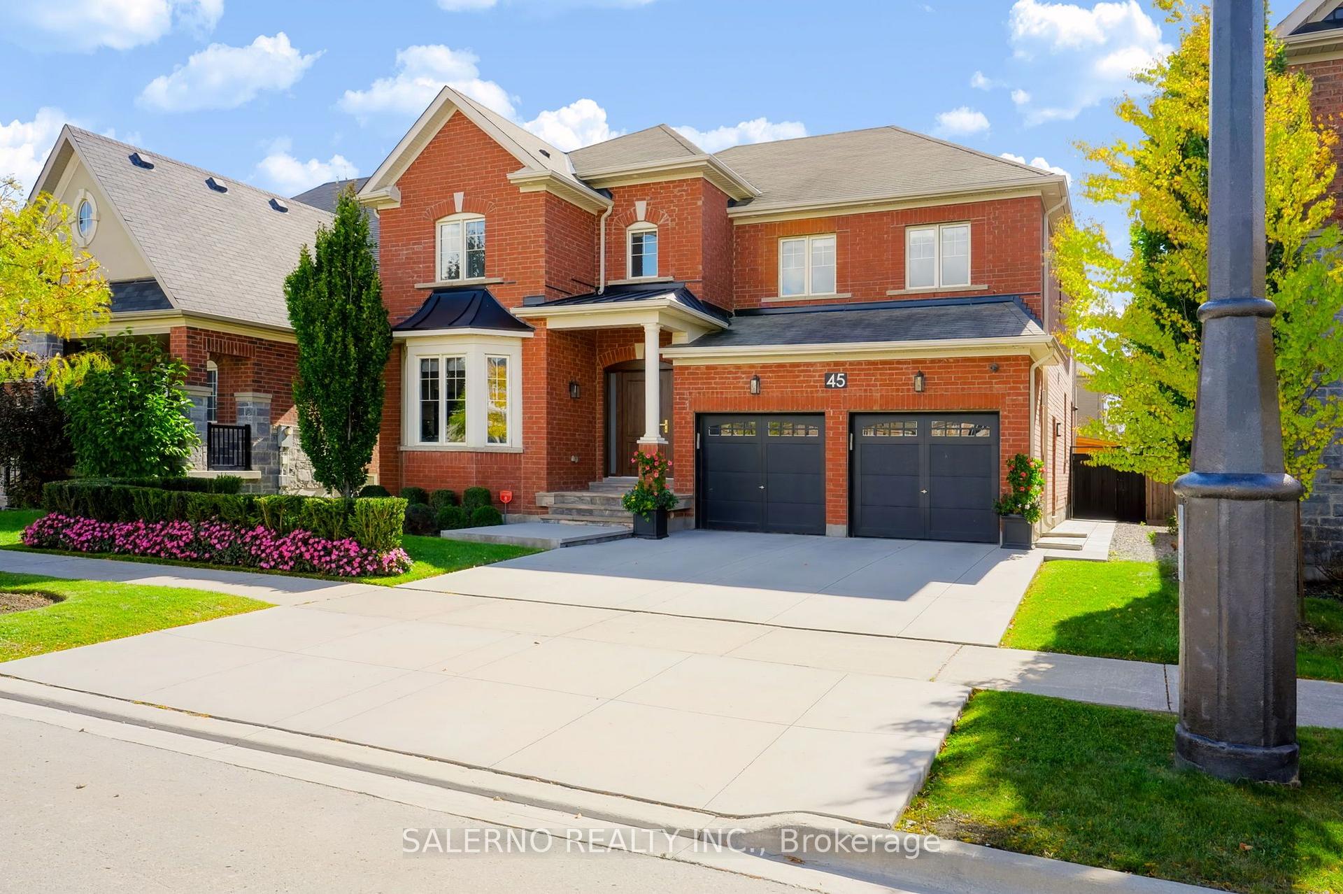 Photo 3 of 45 Woodgate Pines Drive, Vaughan, Kleinburg — HOMEH