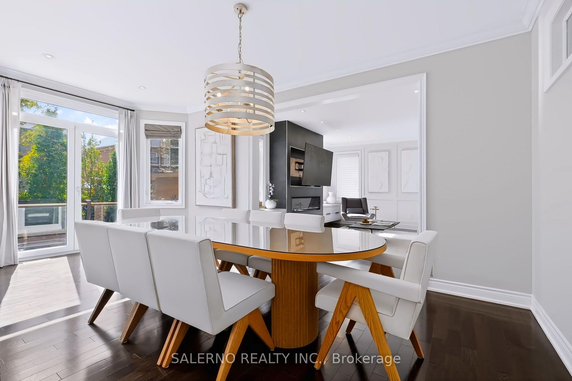 Photo 13 of 45 Woodgate Pines Drive, Vaughan, Kleinburg — HOMEH
