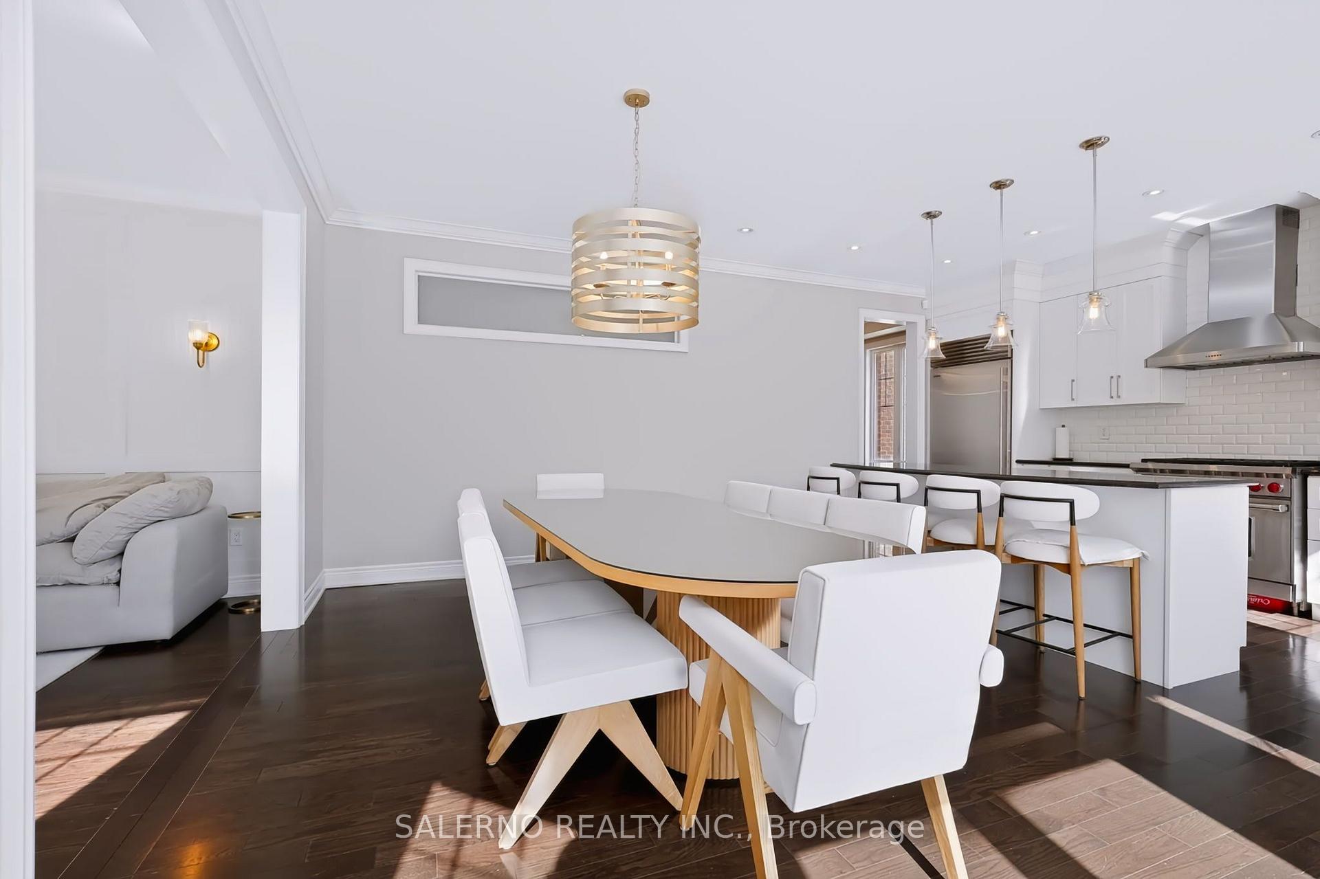 Photo 14 of 45 Woodgate Pines Drive, Vaughan, Kleinburg — HOMEH