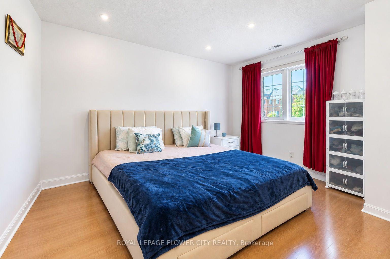 Photo 10 of Unit 423, 1400 The Esplanade, Pickering, Town Centre — HOMEH