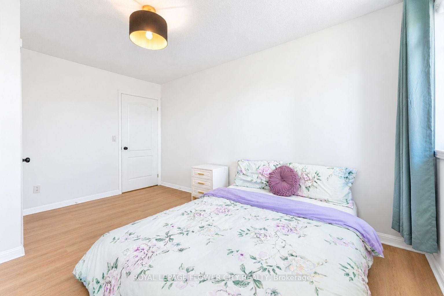 Photo 19 of Unit 423, 1400 The Esplanade, Pickering, Town Centre — HOMEH