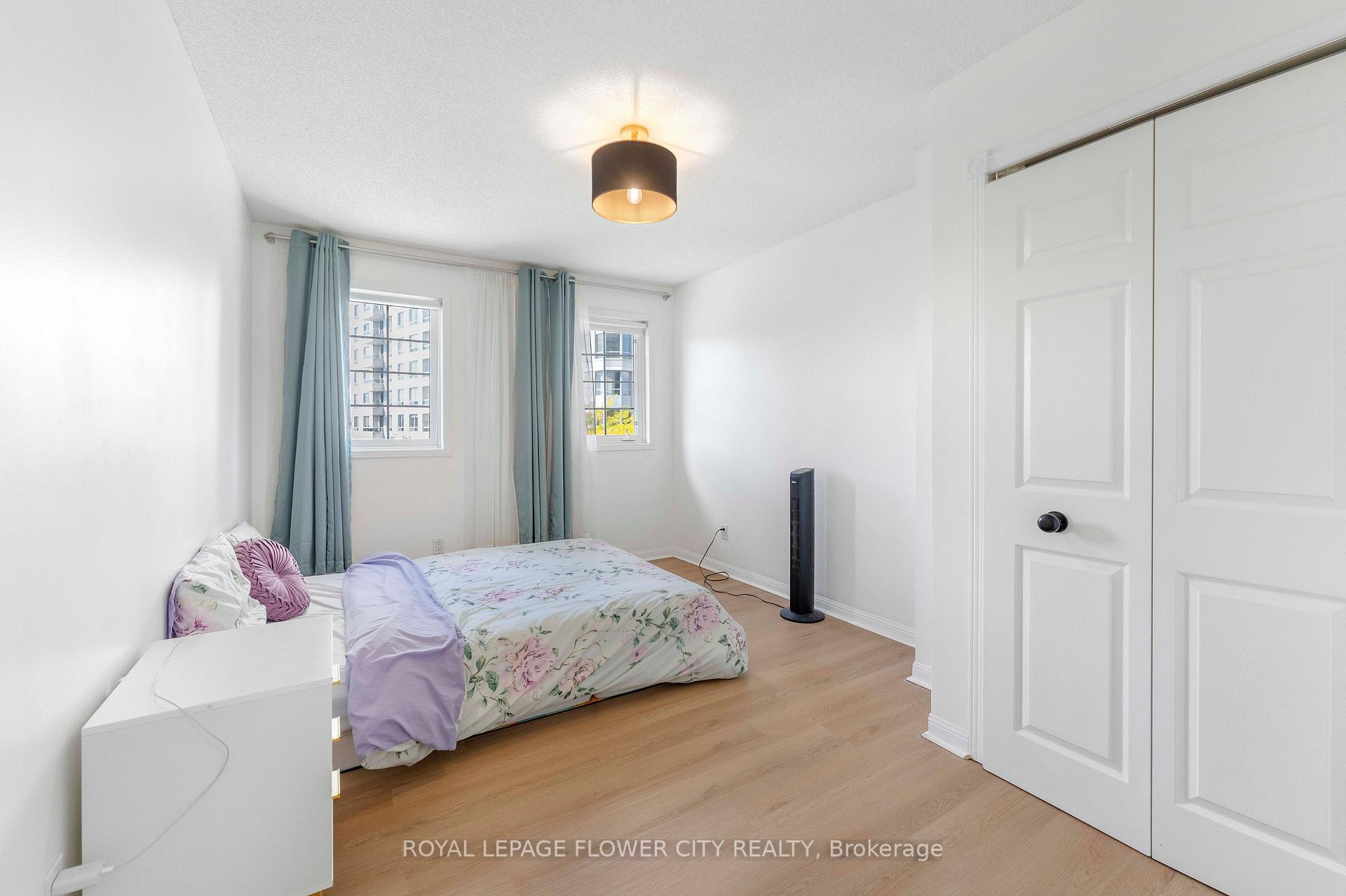 Photo 20 of Unit 423, 1400 The Esplanade, Pickering, Town Centre — HOMEH
