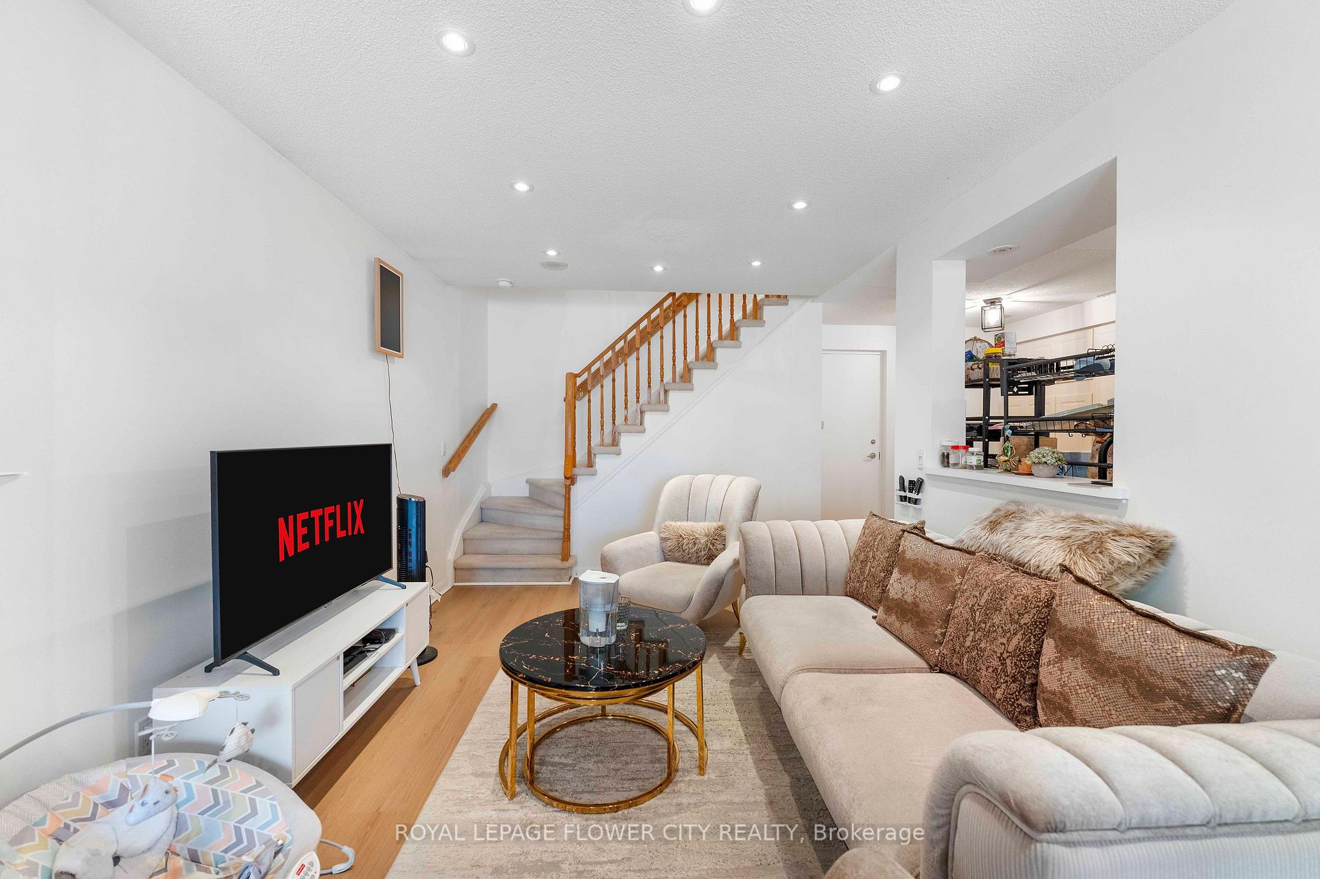 Photo 32 of Unit 423, 1400 The Esplanade, Pickering, Town Centre — HOMEH
