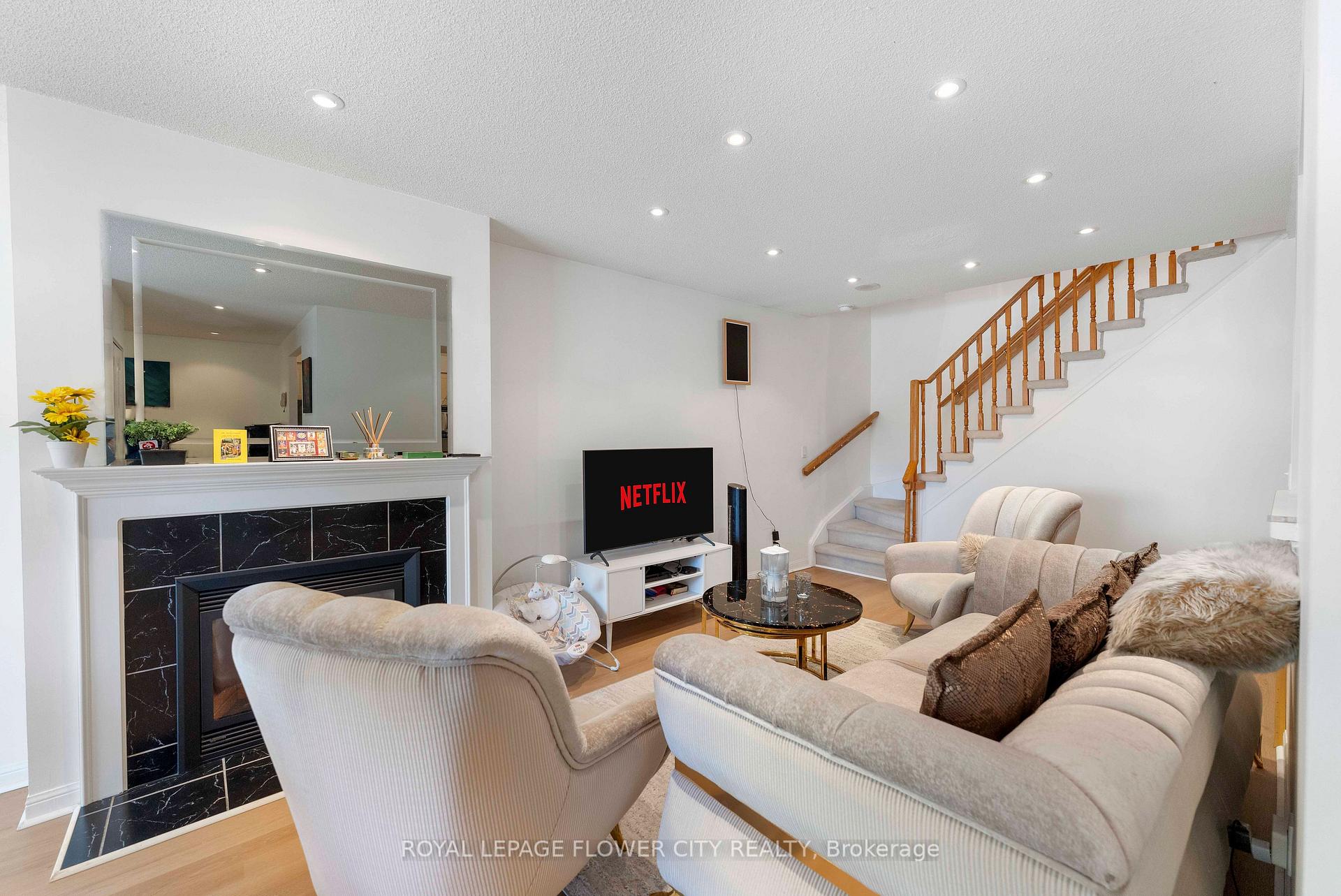 Photo 34 of Unit 423, 1400 The Esplanade, Pickering, Town Centre — HOMEH