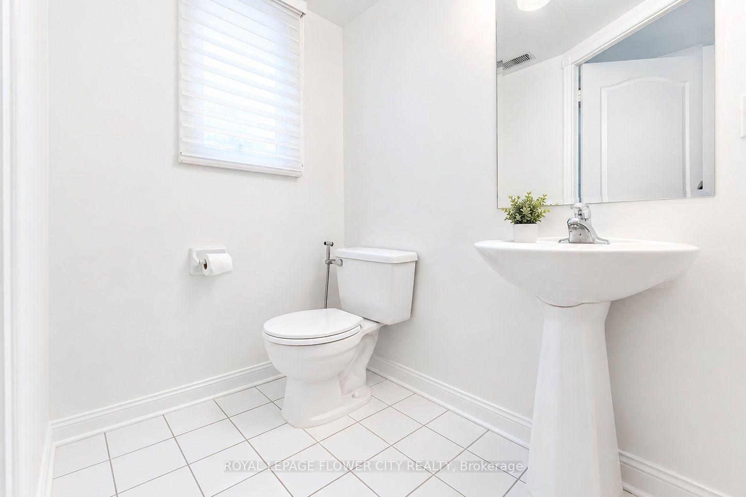 Photo 41 of Unit 423, 1400 The Esplanade, Pickering, Town Centre — HOMEH