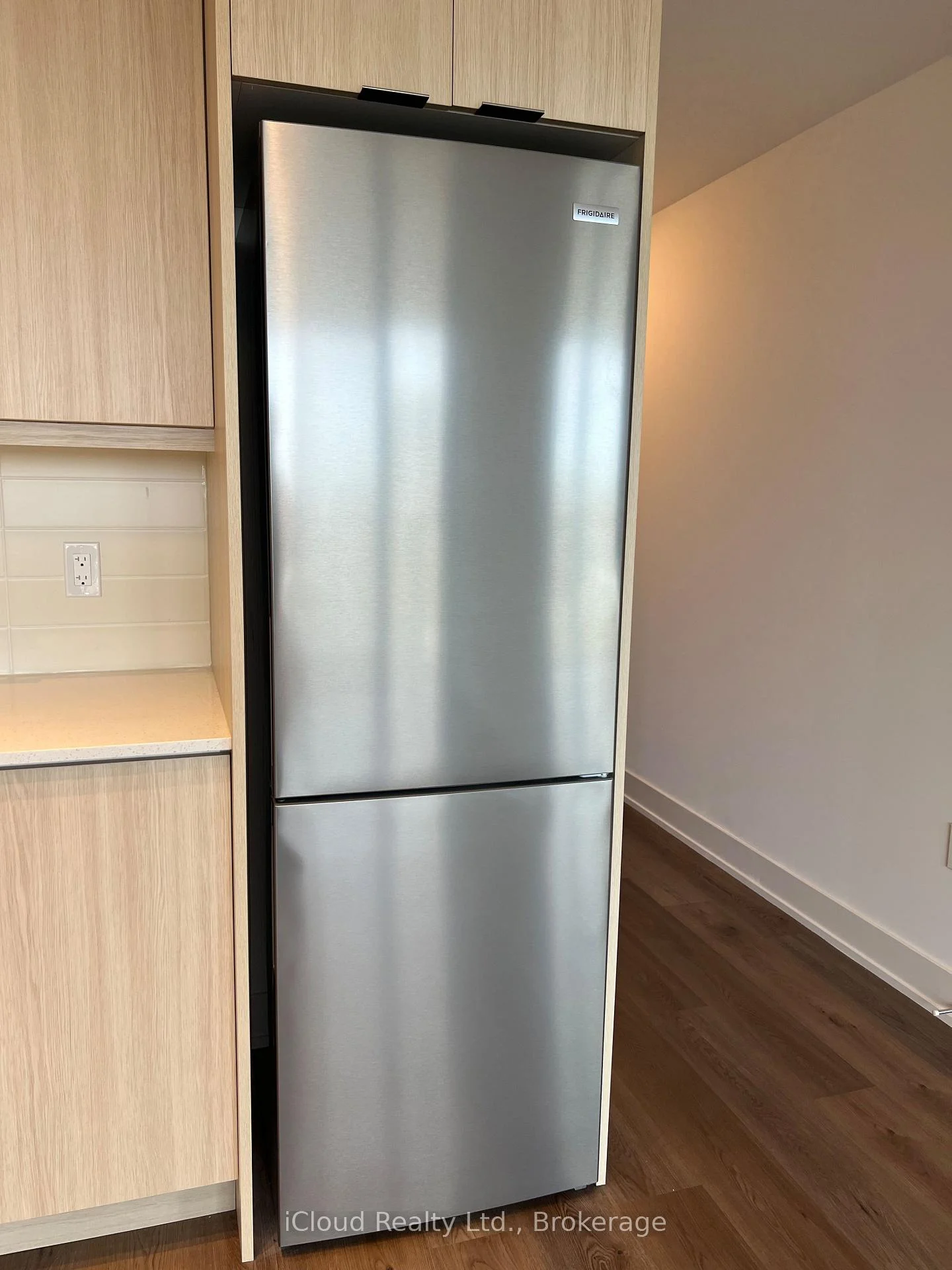 Photo 4 of Unit 1011 B, 125 Nipissing Road, Milton, Timberlea — HOMEH