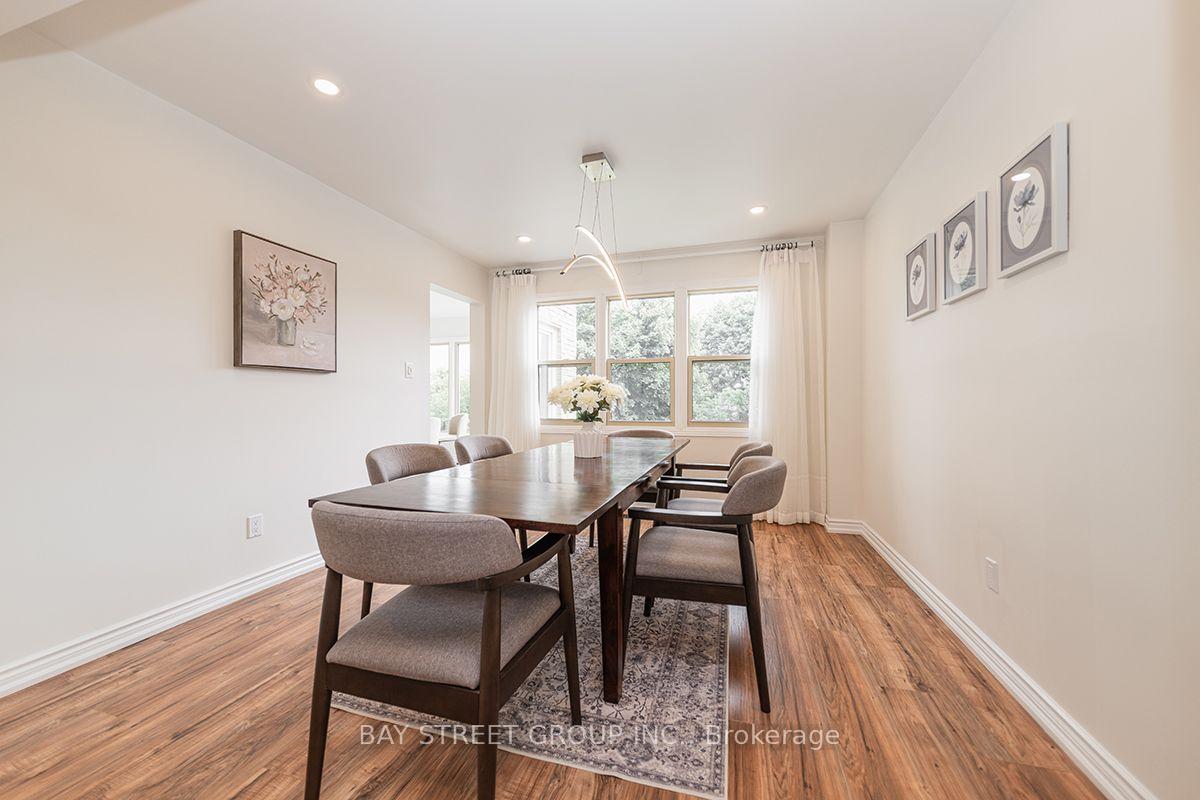 Photo 6 of 338 Prince Of Wales Drive, Whitby, Blue Grass Meadows — HOMEH