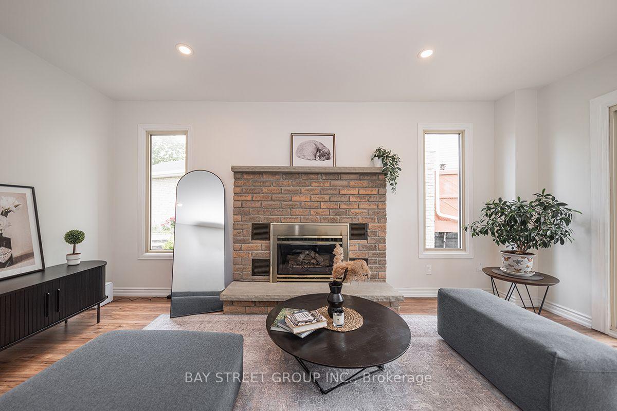 Photo 9 of 338 Prince Of Wales Drive, Whitby, Blue Grass Meadows — HOMEH