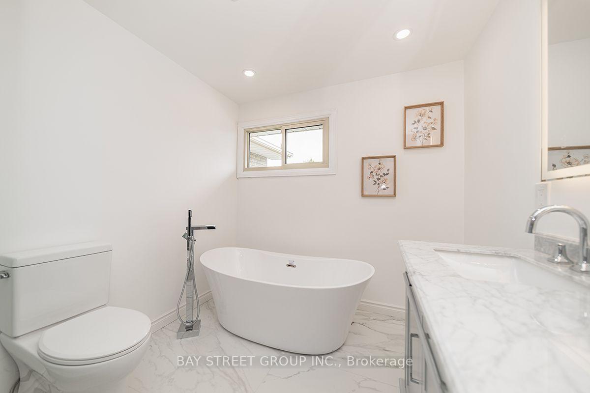 Photo 24 of 338 Prince Of Wales Drive, Whitby, Blue Grass Meadows — HOMEH