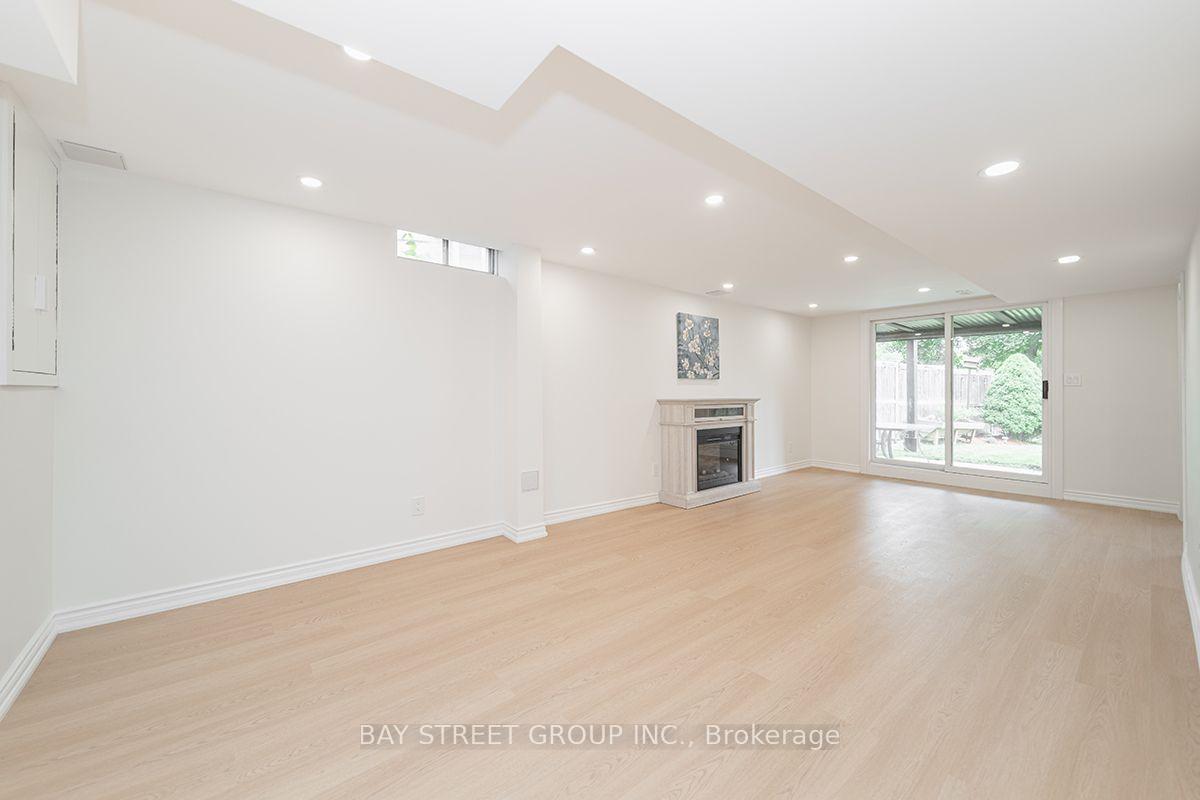 Photo 32 of 338 Prince Of Wales Drive, Whitby, Blue Grass Meadows — HOMEH