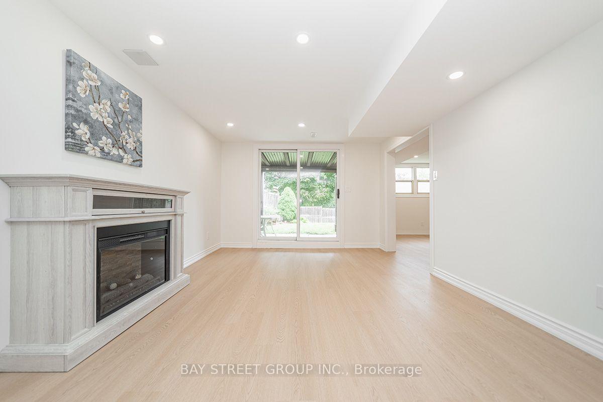 Photo 33 of 338 Prince Of Wales Drive, Whitby, Blue Grass Meadows — HOMEH