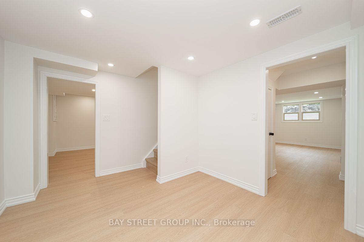 Photo 35 of 338 Prince Of Wales Drive, Whitby, Blue Grass Meadows — HOMEH