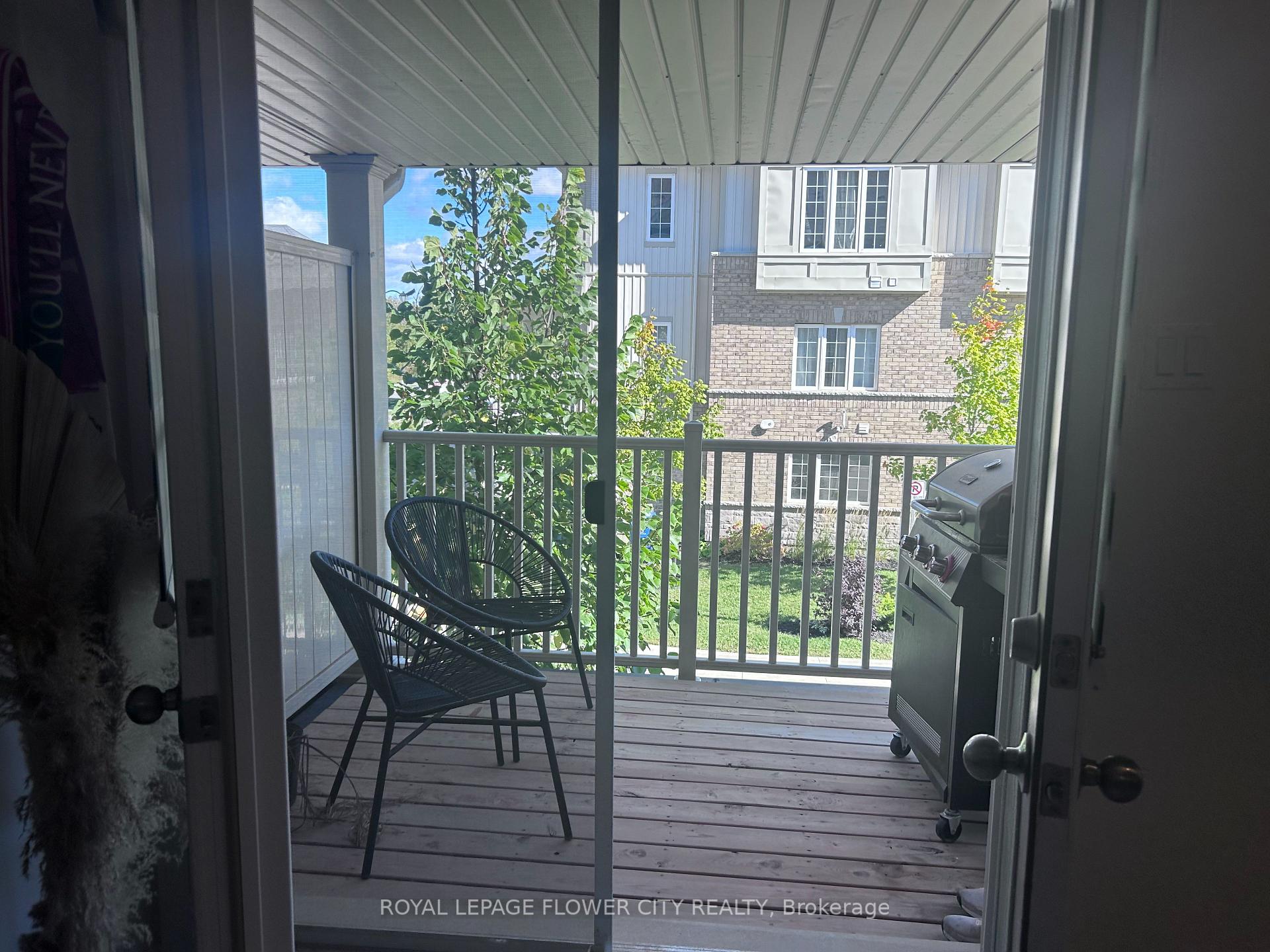 Photo 7 of Unit 11, 88 De Corso Drive, Guelph, Kortright East — HOMEH