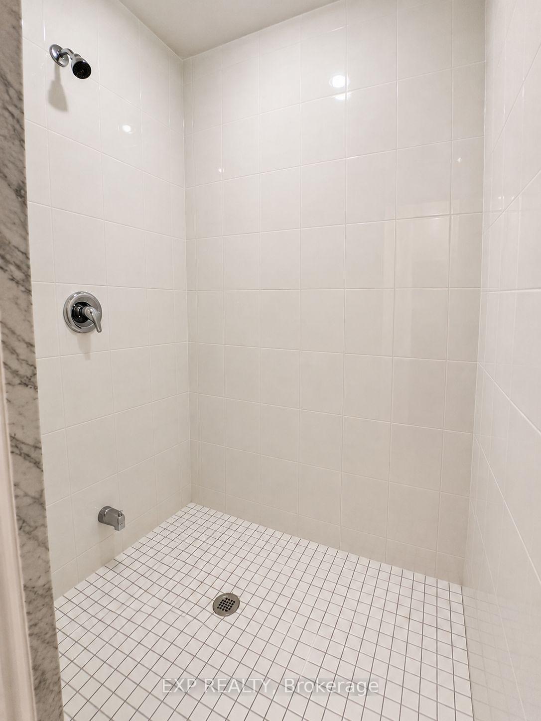 Photo 10 of Unit 124, 80 Aspen Springs Drive, Clarington, Bowmanville — HOMEH