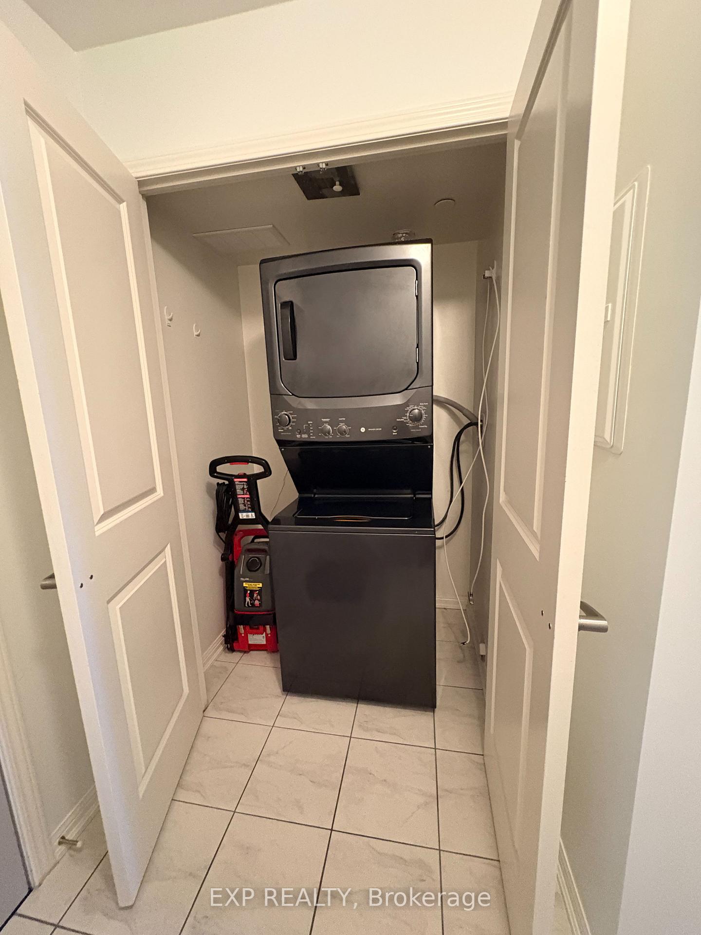 Photo 11 of Unit 124, 80 Aspen Springs Drive, Clarington, Bowmanville — HOMEH