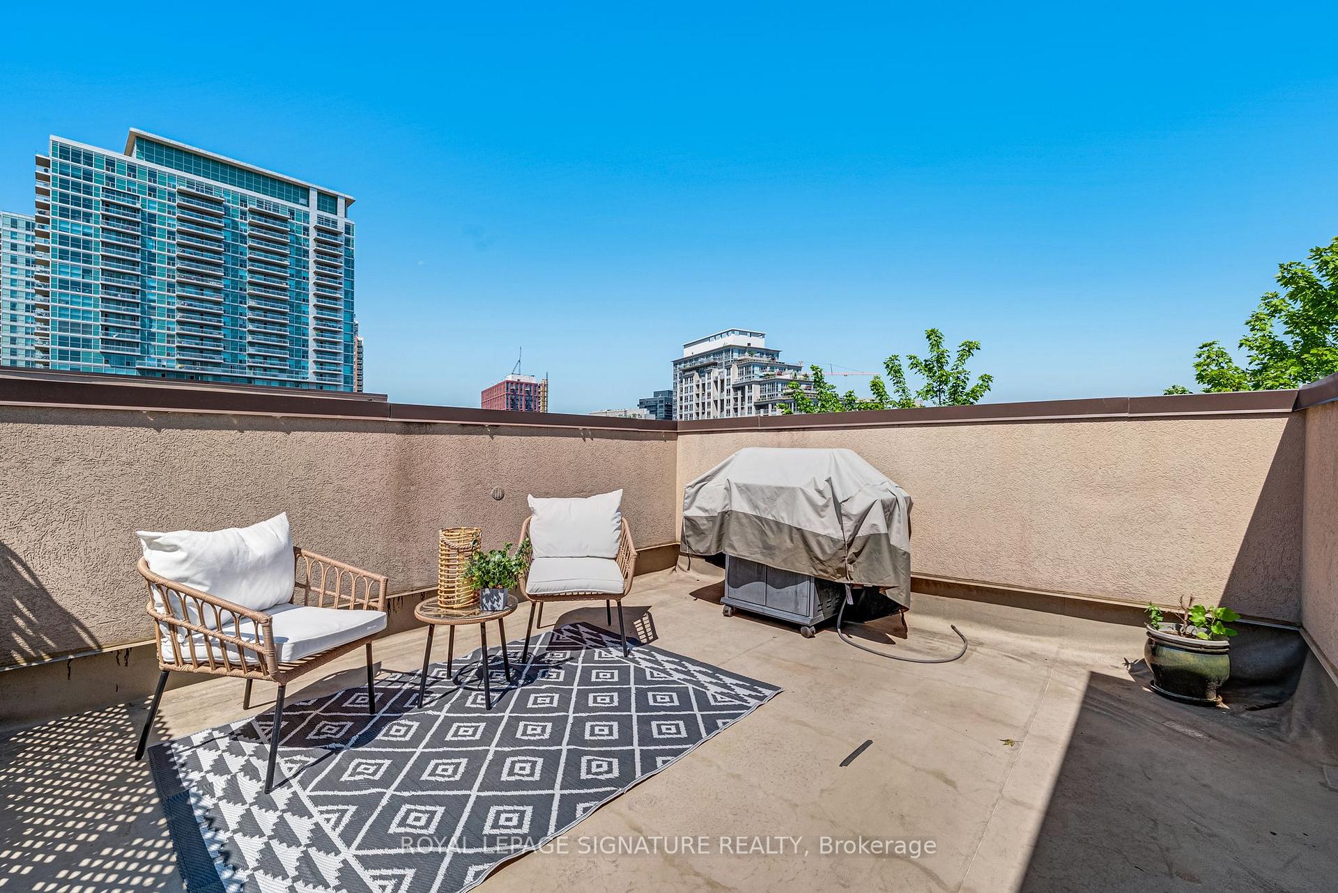 Photo 14 of Unit 343, 30 Western Battery Road, Toronto, Niagara — HOMEH