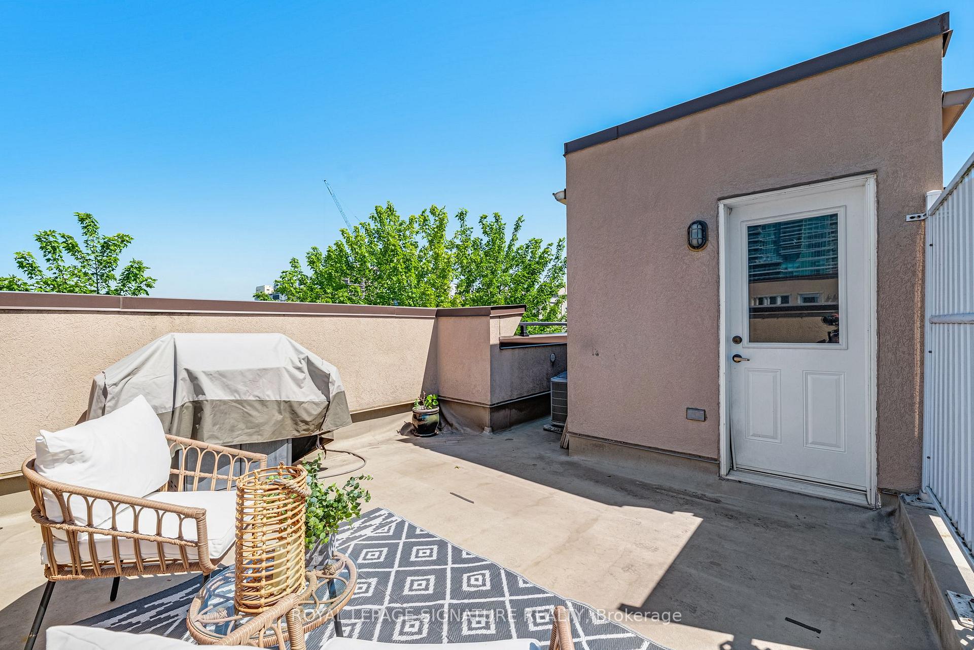 Photo 15 of Unit 343, 30 Western Battery Road, Toronto, Niagara — HOMEH