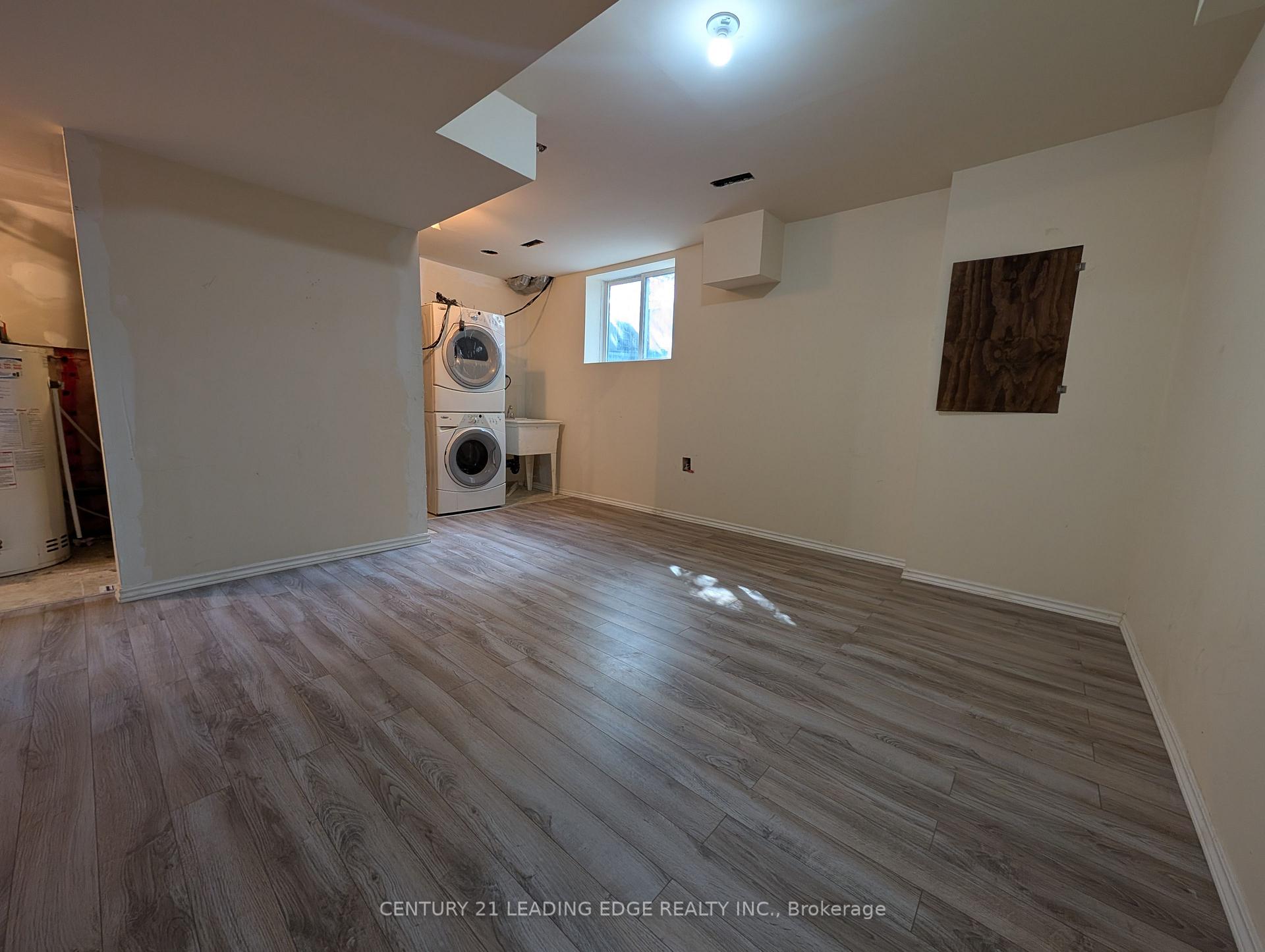 Photo 11 of Unit 3, 736 Kingston Road, Toronto, East End-Danforth — HOMEH