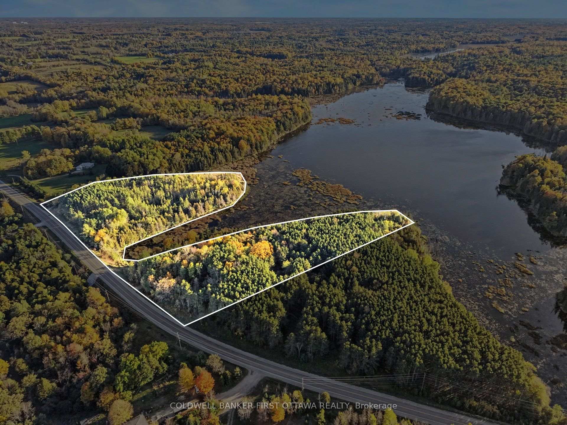 Photo 4 of 00 Fallbrook Road, Tay Valley, Bathurst/Burgess & Sherbrooke (Bathurst) Twp — HOMEH