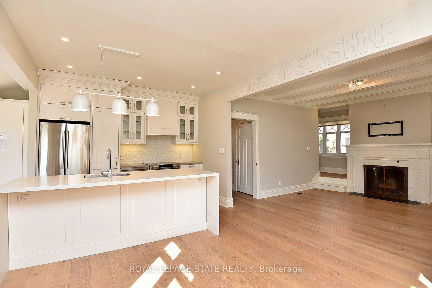 Photo 12 of 6 Nelles Boulevard, Grimsby, Grimsby West — HOMEH