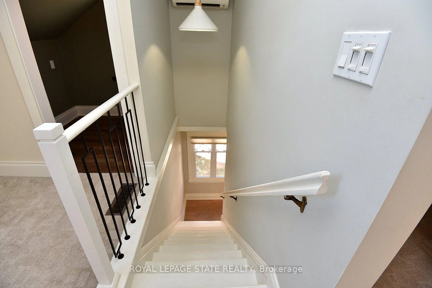 Photo 22 of 6 Nelles Boulevard, Grimsby, Grimsby West — HOMEH