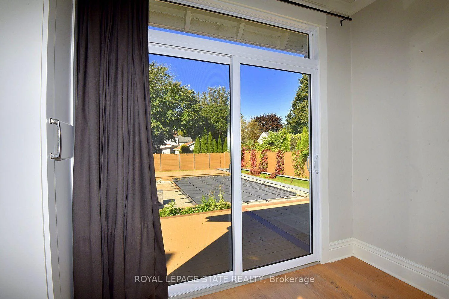 Photo 30 of 6 Nelles Boulevard, Grimsby, Grimsby West — HOMEH