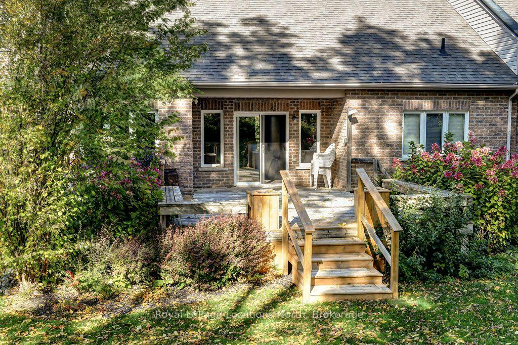 Photo 3 of 52 Thomas Drive, Collingwood — HOMEH