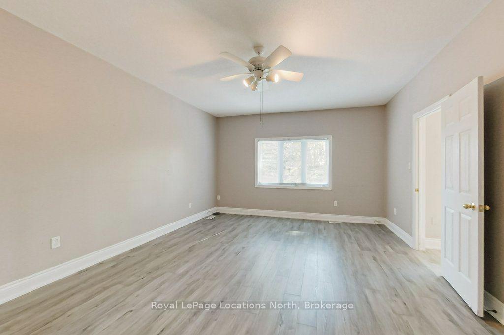 Photo 23 of 52 Thomas Drive, Collingwood — HOMEH