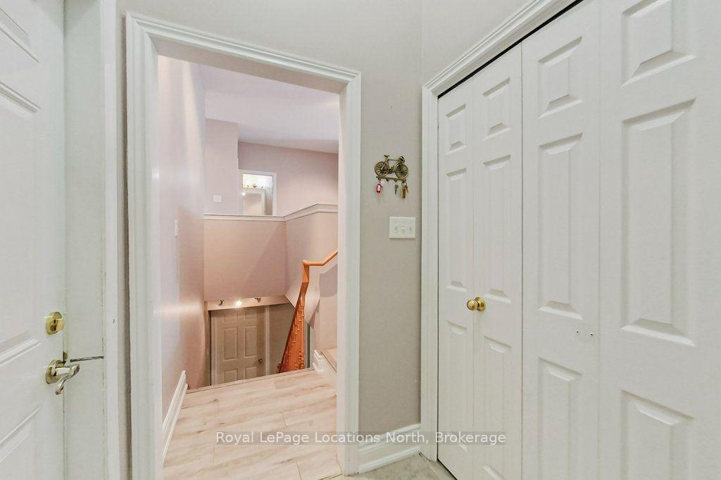 Photo 30 of 52 Thomas Drive, Collingwood — HOMEH