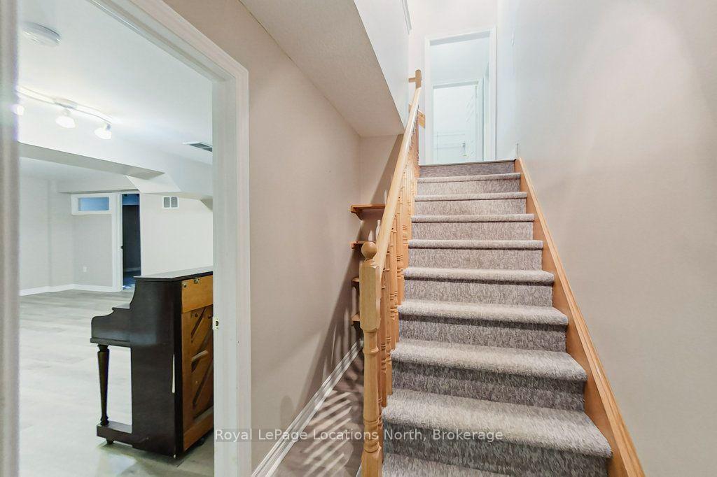 Photo 33 of 52 Thomas Drive, Collingwood — HOMEH