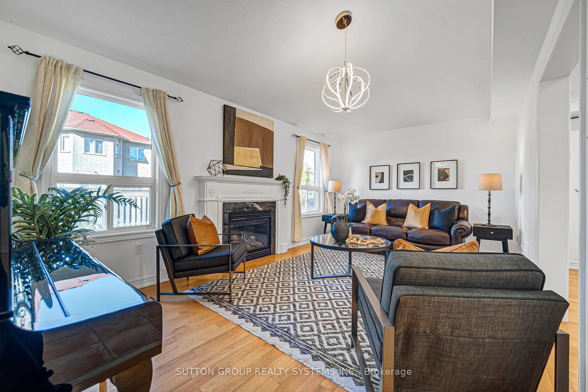 Photo 20 of 48 Landsdown Crescent, Markham, Rural Markham — HOMEH