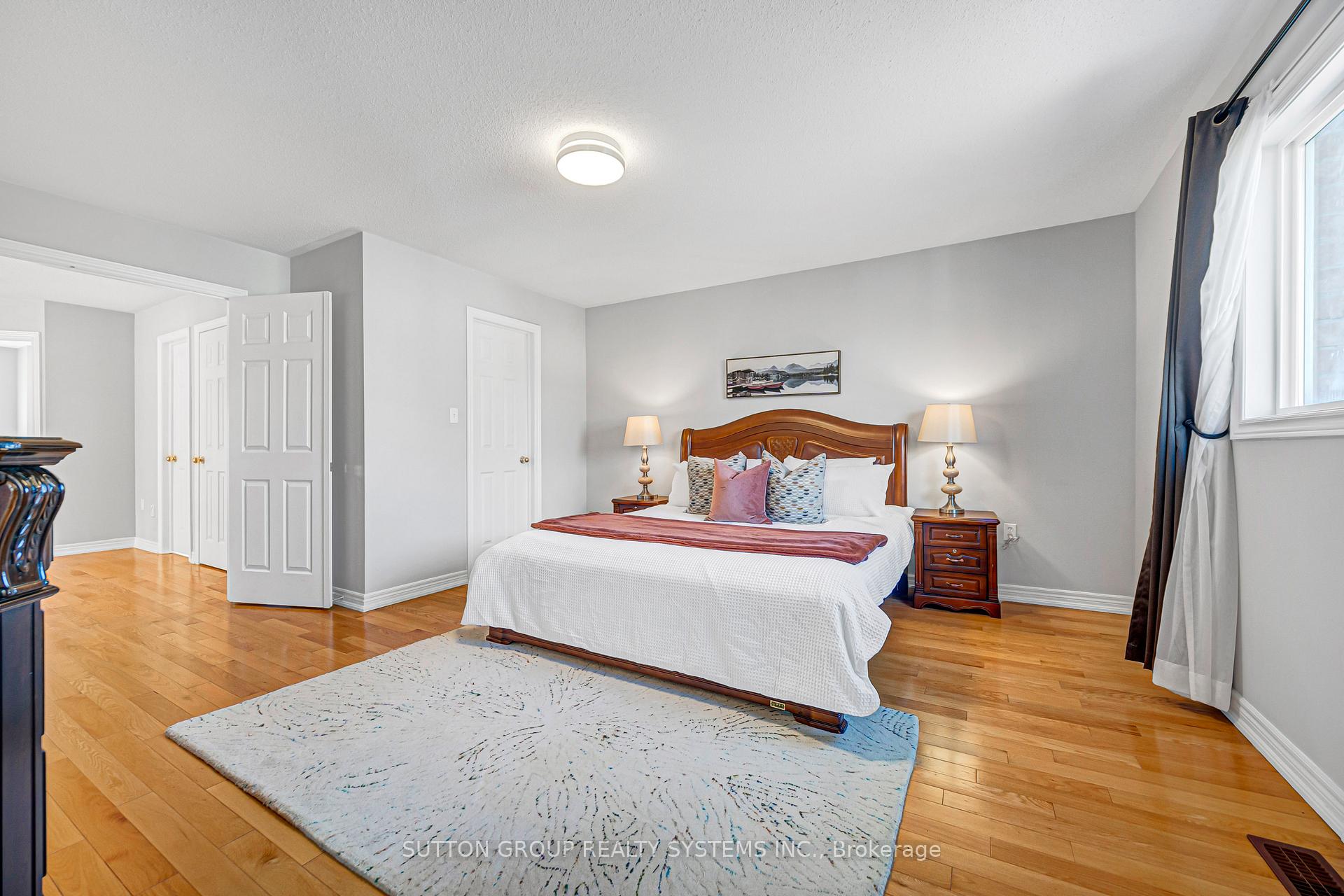 Photo 30 of 48 Landsdown Crescent, Markham, Rural Markham — HOMEH