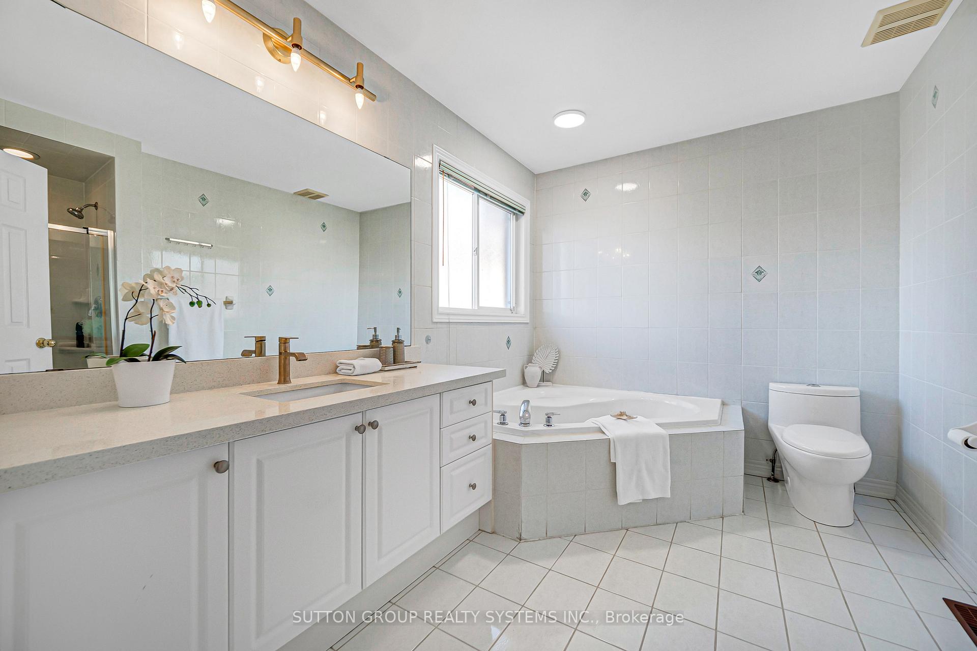 Photo 31 of 48 Landsdown Crescent, Markham, Rural Markham — HOMEH