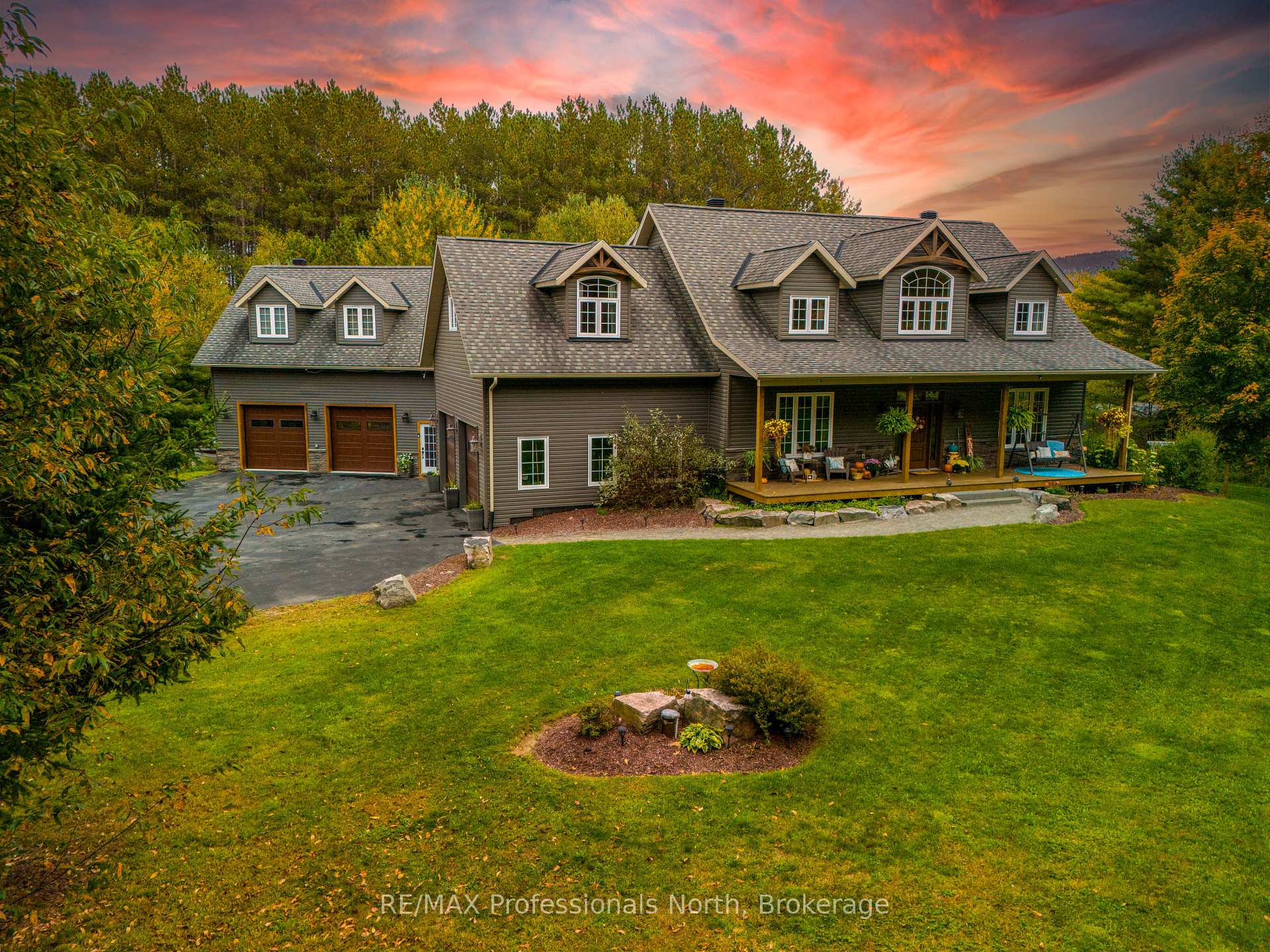 Photo of 427 Skyhills Road