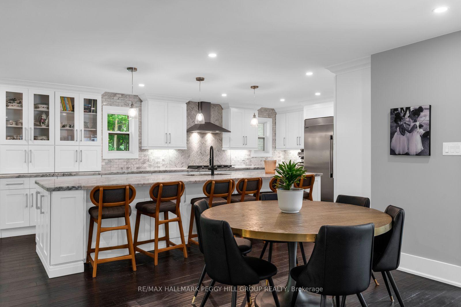 Photo 6 of 1814 Quantz Crescent, Innisfil, Rural Innisfil — HOMEH