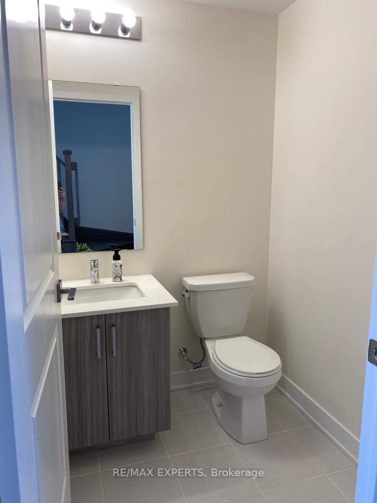 Photo 6 of 54 William Duncan Road, North York, Downsview-Roding-CFB — HOMEH