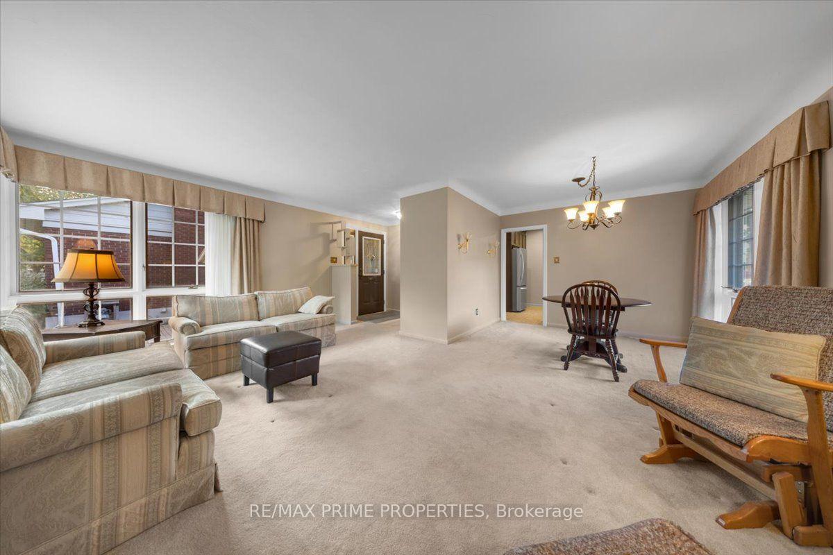 Photo 13 of 783 Wingate Drive, Ottawa, Elmvale Acres — HOMEH
